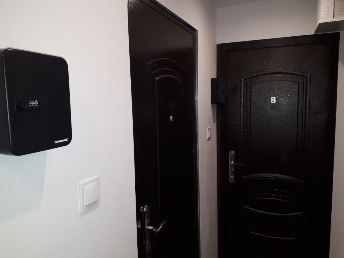 Apartamenty Centrum Panoramiczna Mala Dwojka Swan Labedz Promenada Klimatyzacja Lodowa Kielce Dış mekan fotoğraf